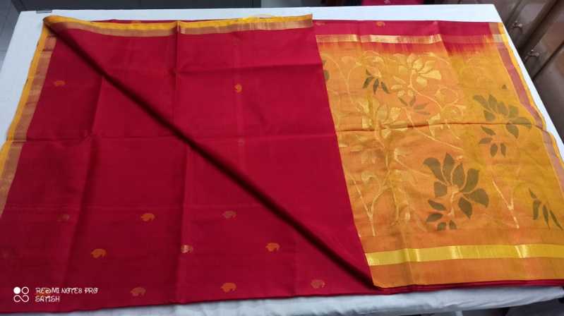 TRADITIONAL MASTER CRAFTSMAN OF JAMDANI SAREES (UPPADA KOTHAPALLI)